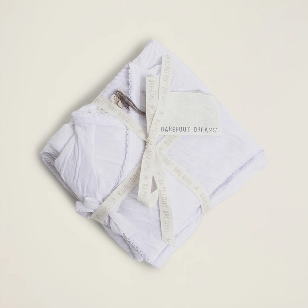 NWOT Barefoot Dreams Barefoot Bundle Infant Set